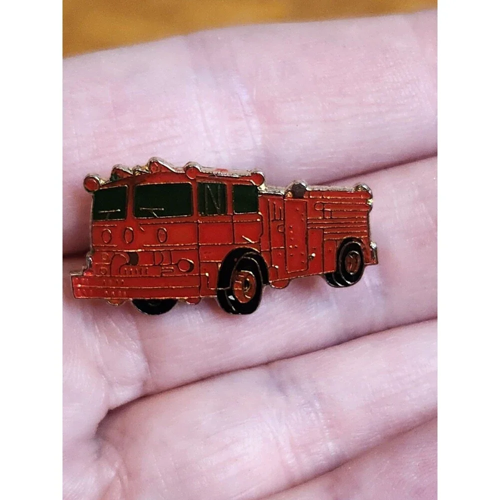 VTG Red Fire Truck Lapel Hat Cap Tie Pin Fire Fighters First Responder Gift